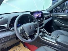 Toyota Crown Venza 2.5L HEV AWD Luxury - photo 8