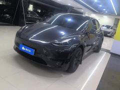 Tesla Model Y Rear-Wheel Drive - ფოტო 1