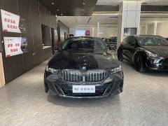 BMW 5 Series 525Li M Sport Package - фото 2