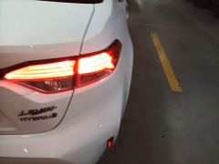 Toyota Corolla Hybrid 1.8H E-CVT Luxury - photo 7