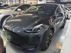 Tesla Model Y Rear-Wheel Drive - ფოტო 1