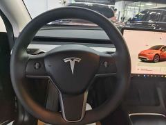 Tesla Model Y Rear-Wheel Drive - ფოტო 6