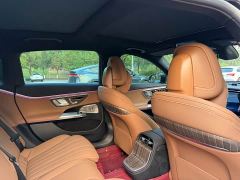 Mercedes-Benz E-Class E 300 L Luxury - photo 11