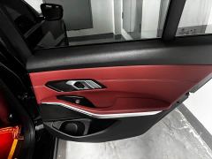 BMW 3 Series 325i M Sport Night Edition Package - фото 13