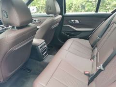 BMW 3 Series 330i M Sport Night Edition Package - ფოტო 12