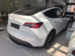 Tesla Model Y Rear-Wheel Drive - фото 4