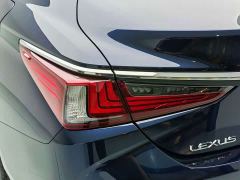 Lexus ES 200 Premium Edition - фото 9