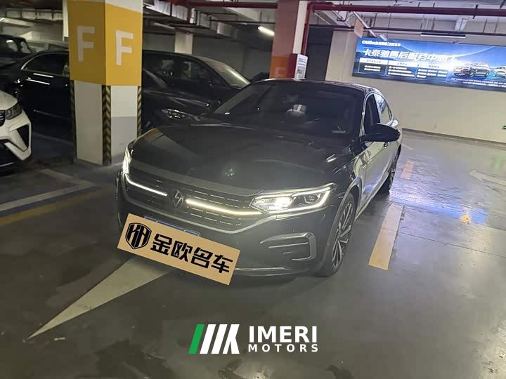 Volkswagen Passat Facelift 380TSI Luxury Edition - автомобиль из Китая