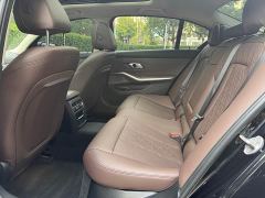BMW 3 Series 325Li M Sport Package - ფოტო 16