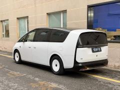 Li Auto MEGA Home - ფოტო 3