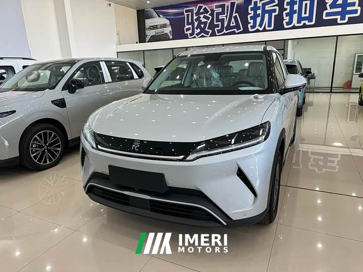 BYD Yuan UP 301KM Pilot Edition - автомобиль из Китая