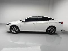 Nissan Teana HarmonyOS Cabin 2.0L Ultra Comfort Edition - photo 6
