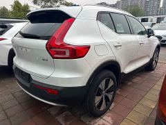 Volvo XC40 B3 Smart Remote Luxury Edition - ფოტო 9