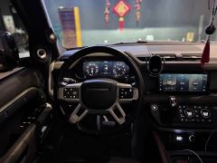 Land Rover Defender 110 P400 HSE - photo 11