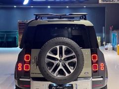 Land Rover Defender 110 P400 HSE - photo 6