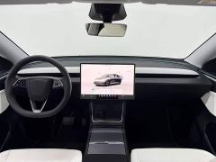 Tesla Model Y Long Range All-Wheel Drive Launch Edition - ფოტო 9