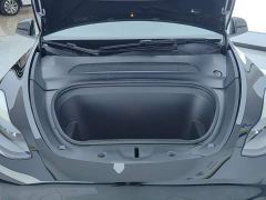 Tesla Model Y Rear-Wheel Drive - ფოტო 10
