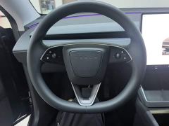 Tesla Model Y Rear-Wheel Drive - ფოტო 10