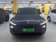 Tesla Model Y Rear-Wheel Drive - ფოტო 2