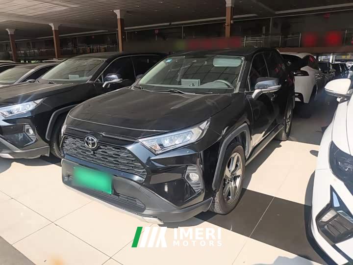 Toyota RAV4 2.0L CVT FWD Fashion Edition - car from China