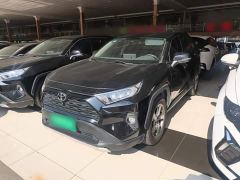 Toyota RAV4 2.0L CVT FWD Fashion Edition - photo 1