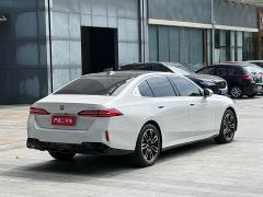 BMW 5 Series 530Li Premier M Sport Package - photo 7