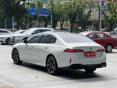 BMW 5 Series 530Li Premier M Sport Package - photo 9