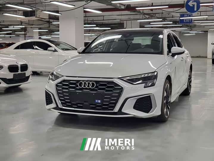 Audi A3 A3L Limousine 35 TFSI Fashion Sport - автомобиль из Китая