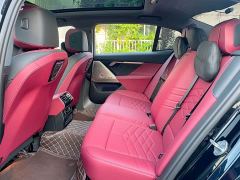 BMW 5 Series 530Li Luxury M Sport Package - ფოტო 6