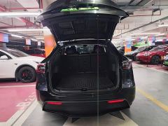 Tesla Model Y Rear-Wheel Drive - ფოტო 18