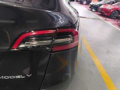 Tesla Model Y Rear-Wheel Drive - ფოტო 7