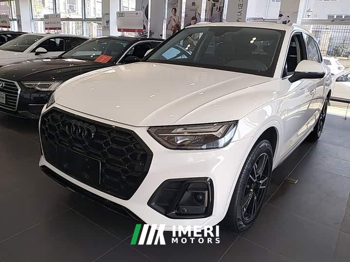 Audi Q5L 40T Fashion Dynamic Edition - автомобиль из Китая