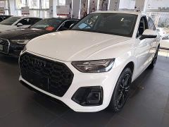 Audi Q5L 40T Fashion Dynamic Edition - фото 1