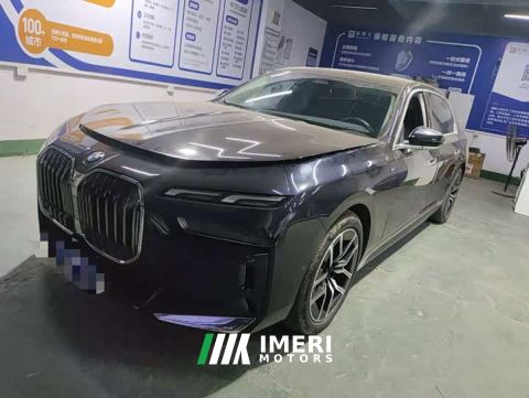 2024 BMW 7 Series 735Li M Sport Package - автомобиль из Китая