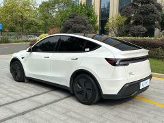 Tesla Model Y Rear-Wheel Drive - photo 5