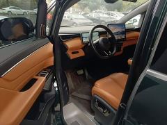 LEVC Yizhen L380 805km Flagship Edition Four-Wheel Drive - photo 15