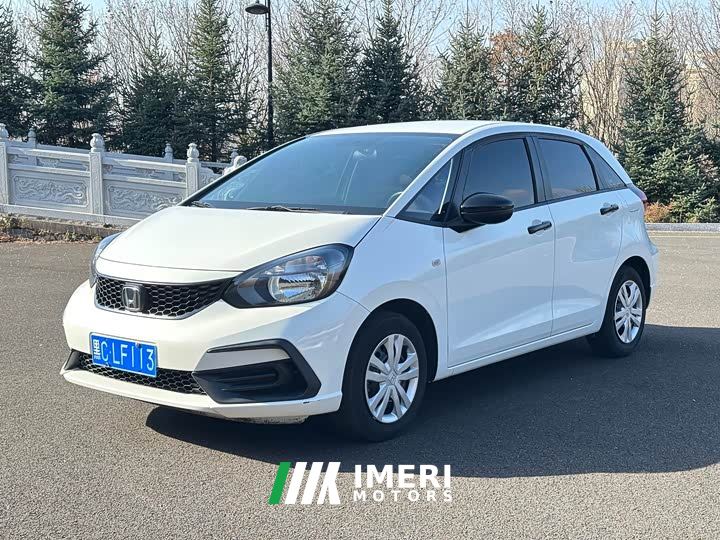 Honda Fit 1.5L CVT Trend Edition - ავტომობილი ჩინეთიდან