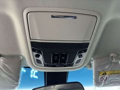 Honda Odyssey 2.0L e:HEV Luxury - ფოტო 12
