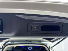 Honda Odyssey 2.0L e:HEV Luxury - ფოტო 17