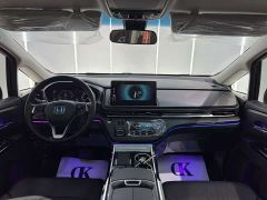 Honda Odyssey 2.0L e:HEV Luxury - ფოტო 5