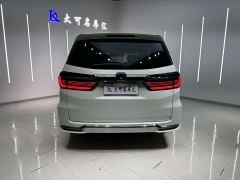 Honda Odyssey 2.0L e:HEV Luxury - ფოტო 7