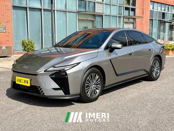 Lexus ES 300h - ავტომობილი ჩინეთიდან