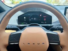 Lexus ES 300h - ფოტო 18