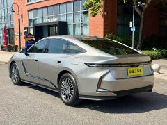 Lexus ES 300h - ფოტო 3