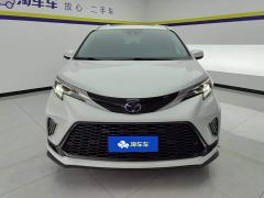 Toyota Gravia 2.5L Hybrid Luxury - photo 2