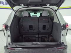 Toyota Gravia 2.5L Hybrid Luxury - photo 4