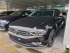 Volkswagen Magotan 330TSI DSG Luxury - photo 1
