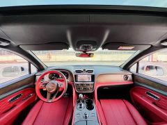 Bentley Bentayga 4.0T V8 Long Wheelbase Elegance Edition - фото 9