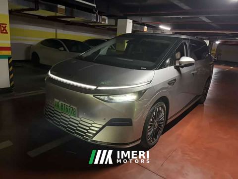 2025 XPeng X9 Pure Electric 740 Extended Range Max