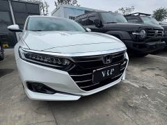 Honda Accord 260TURBO Comfort Edition - фото 2